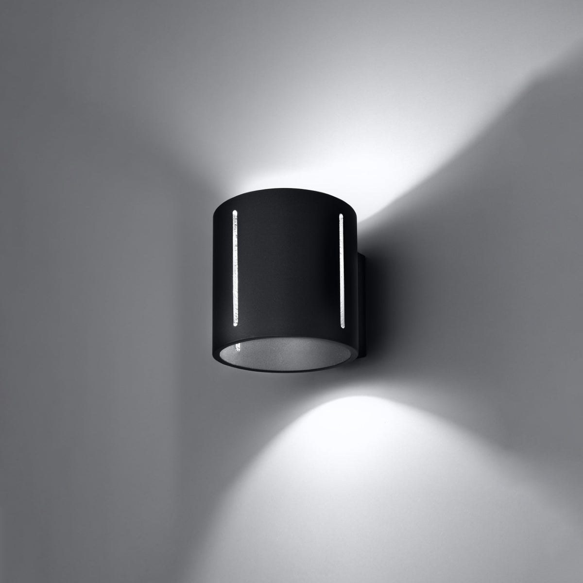Wandlamp INEZ zwart