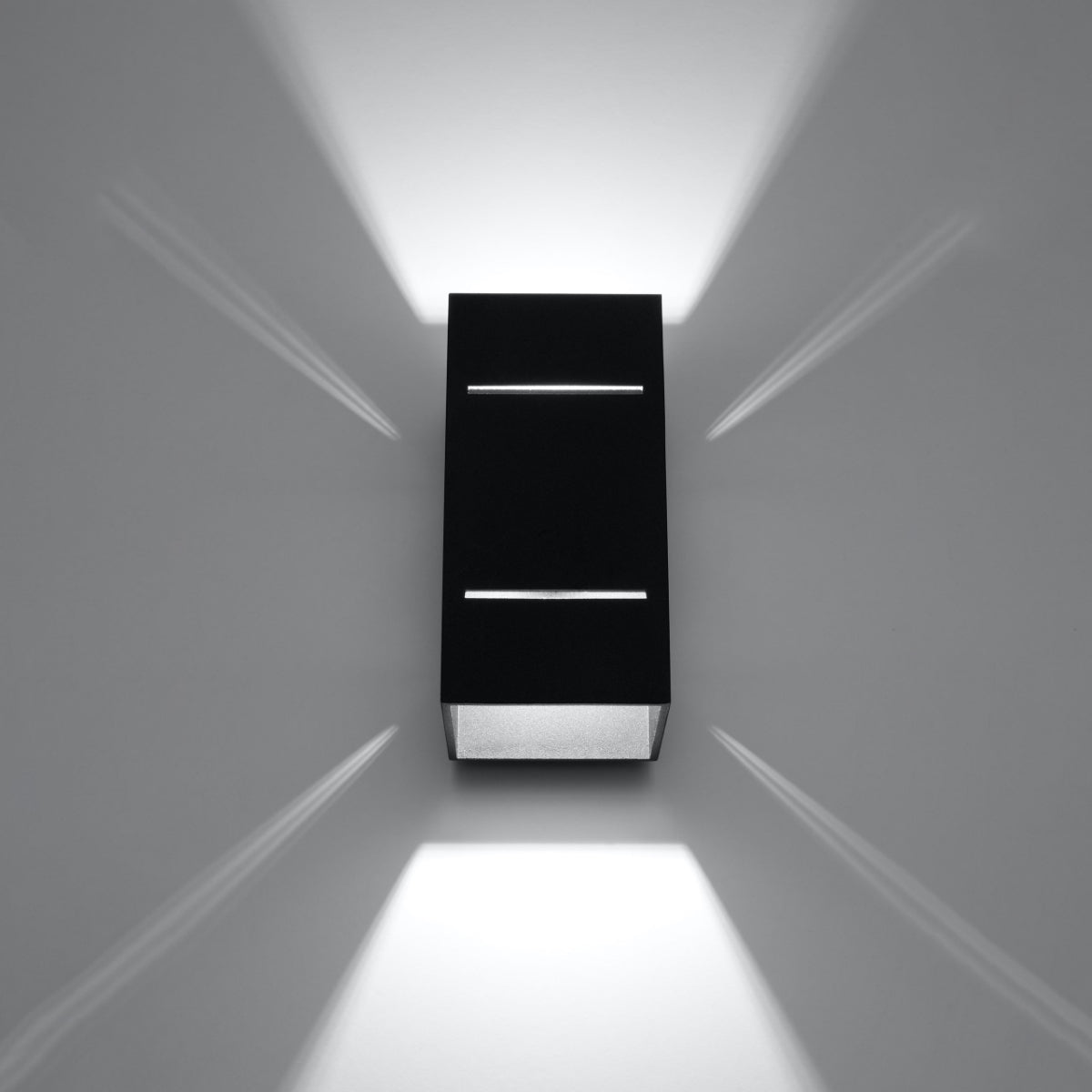 Wandlamp BLOCCO zwart
