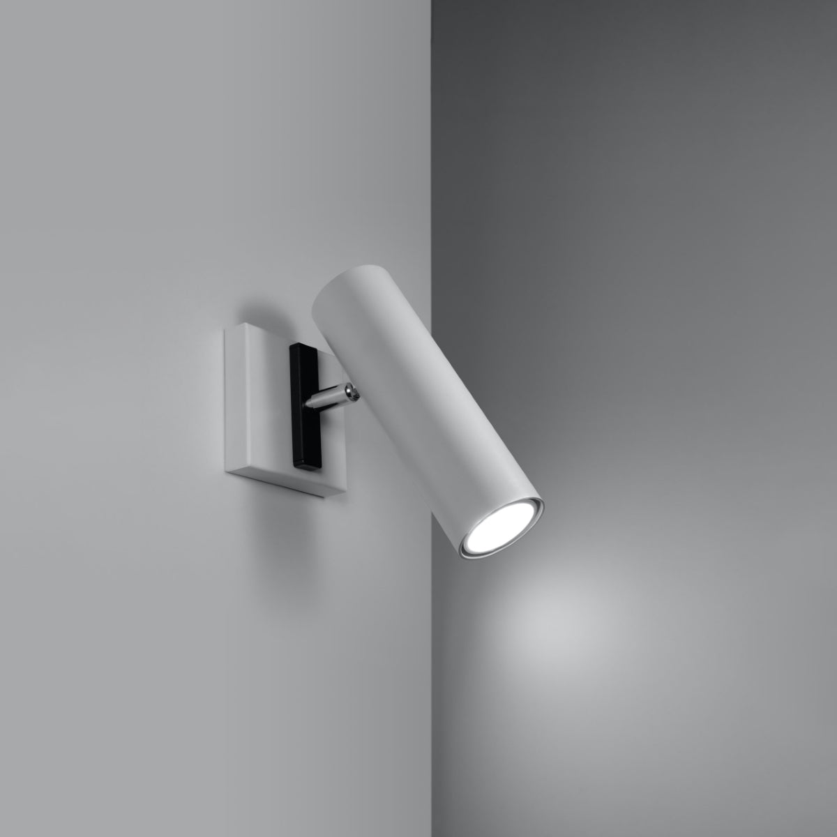 Wandlamp DIREZIONE wit
