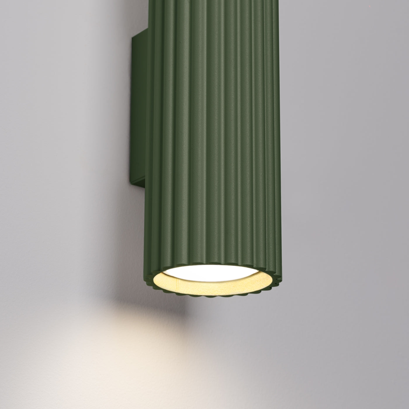 Wandlamp KARBON 20 olijfgroen